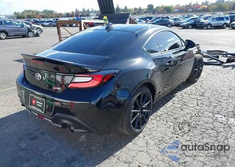 2025 Toyota Gr86 Premium z USA, uszkodzony, nr VIN JF1ZNBE16S8758117